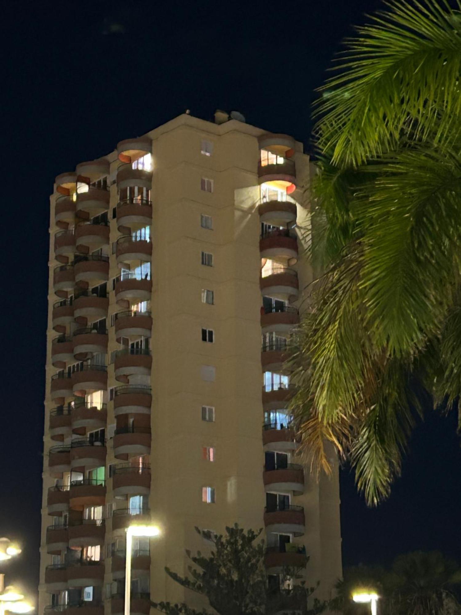 Torres Del Sol 15 Floor The Hightest بلايا ذي لاس أميريكاس المظهر الخارجي الصورة